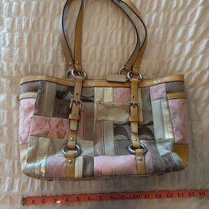 Authentic Coach hamptons patchwork tote shoulder bag